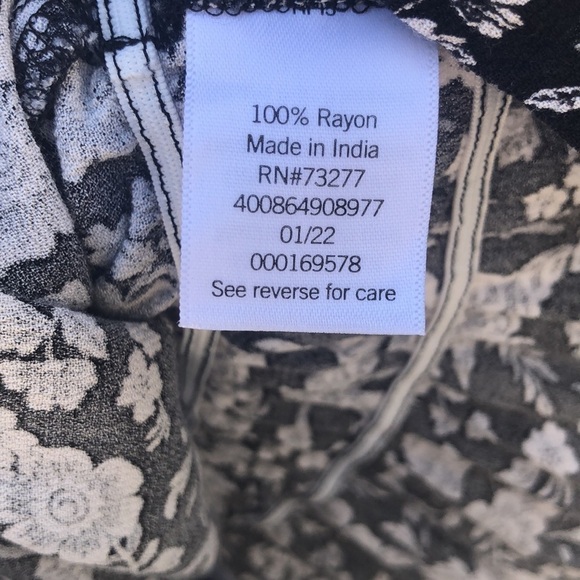 SO Crop Top | SIZE L - Picture 4 of 6